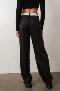 Modern Approach Black + White Wide-Leg Pants -Blend Fashion House 20237315 8c237811 f1fc 4dce 8b48 dc60083729ef