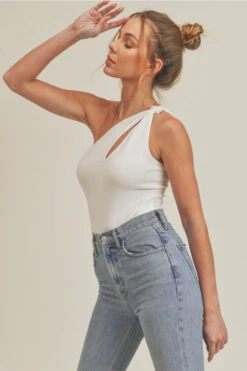 Impress Me White One-Shoulder Bodysuit 6 Impress Me White One-Shoulder Bodysuit -Blend Fashion House IMG 3728