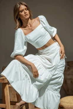 Ilya Puff Sleeve Crop Top -Blend Fashion House image 41c3d45c ba6b 4815 887b 0c752ddbbc7a