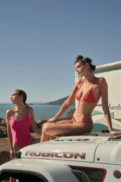 Golden Coast Mid-Rise Bikini Bottom -Blend Fashion House image 54be4ba8 6e5d 48f9 9c4e 408280fc3d1e