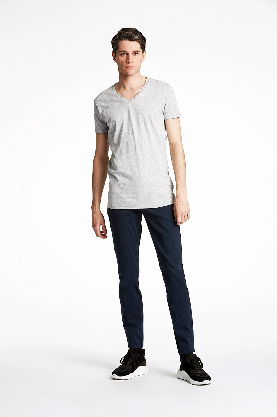 Lindbergh On Repeat Light Grey V-Neck Tee 2 Lindbergh On Repeat Light Grey V-Neck Tee - Image 2