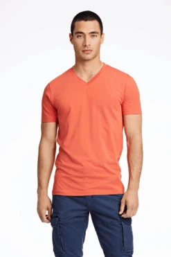 Lindbergh On Repeat Autumn V-Neck Tee