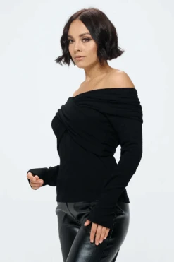 Wrapped Up In You Black Knit Long Sleeve Sweater -Blend Fashion House image f30adbbe ec02 4d35 9866 bc1492548202