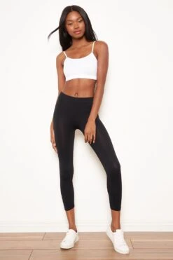 Seamless Bralette-White 7 Seamless Bralette-White -Blend Fashion House image f4168d2a 3b11 4759 9de5 58b7c57b842f